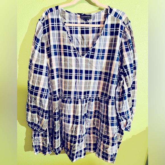 Beautiful Top (Lane Bryant) - Picture 1 of 4